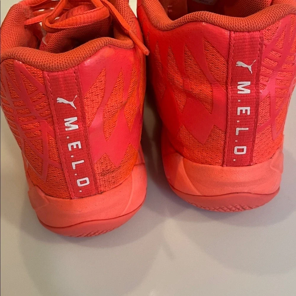 Puma size gently